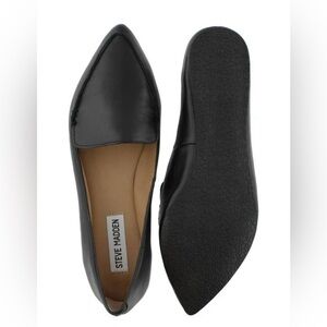 Nordstrom Steve Madden Feather Leather Black Flats. EUC. Size 7.5